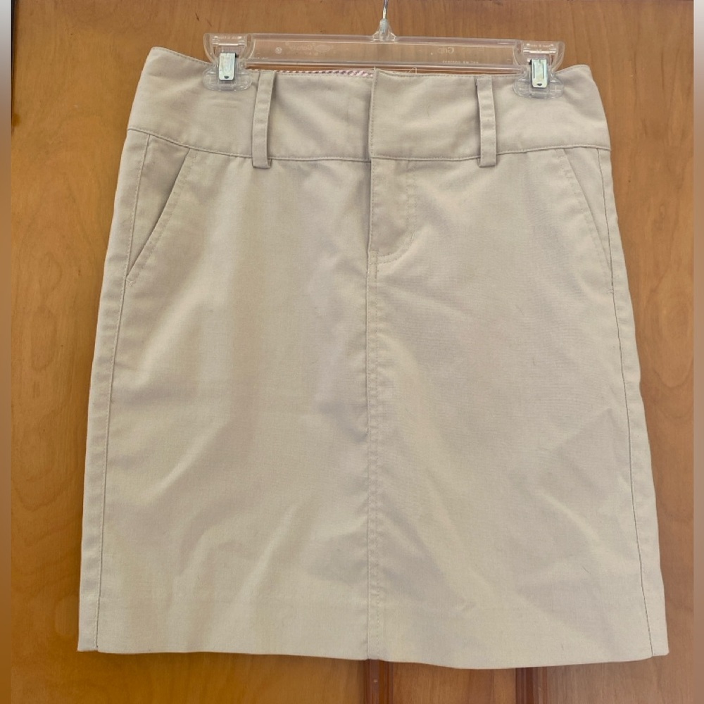Tommy Hilfiger Khaki Skirt with Pockets